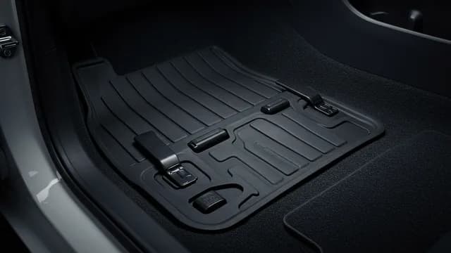 2021 TOYOTA Camry — Toyota Camry floor mat retainers
