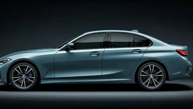 2021 BMW 330i — 2021 BMW 330i manufacturer_communication