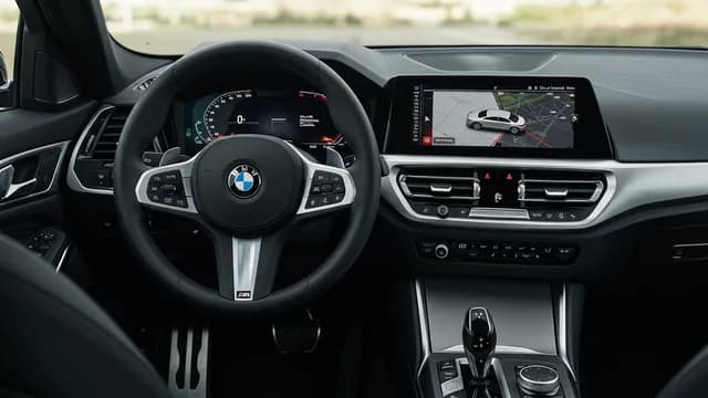 2021 BMW 330i — BMW 330i 12-volt power socket