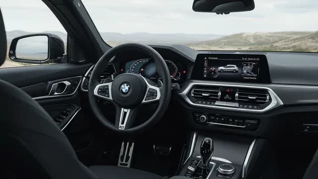 2021 BMW 330i — 2021 BMW 330i manufacturer_communication