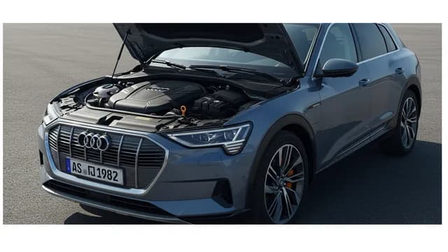 2021 Audi e-tron — Audi low coolant light