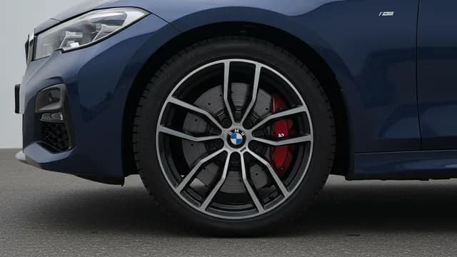 2021 BMW 330i — 2021 BMW 330i manufacturer_communication