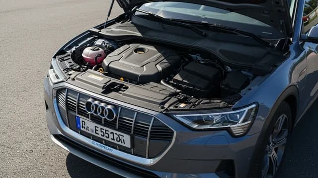 2021 Audi e-tron — Audi e-tron coolant marks