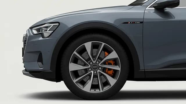2023 Audi e-tron — Audi e-tron steering squeak