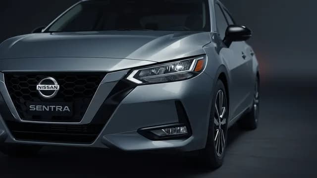 2021 NISSAN Sentra — Nissan Sentra lamp cleaning