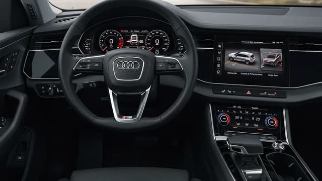 2022 Audi Q8 — Audi Q8 MIL P240700