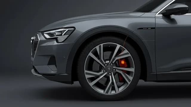 2021 Audi e-tron — Audi steering wheel heating