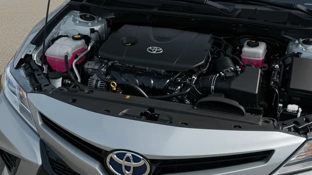 2021 TOYOTA Camry — Toyota Camry oil leak