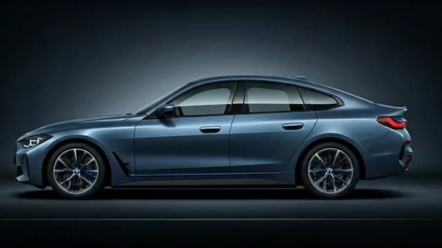 2023 BMW i4 — 2023 BMW i4 automatic door locking