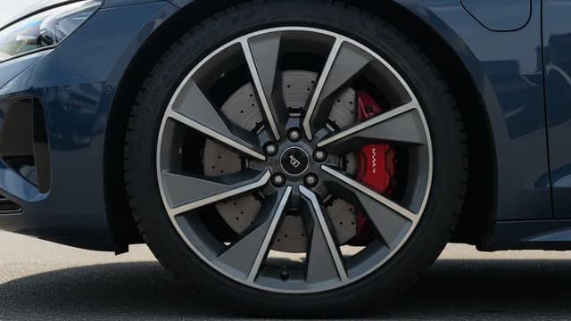 2022 Audi RS e-tron GT — Audi e-tron GT brake pedal vibration