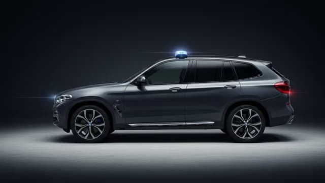 2022 BMW X3 — BMW X3 uneven ambient lighting