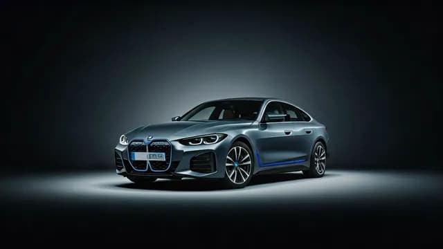 2023 BMW i4 — 2023 BMW i4 manufacturer_communication