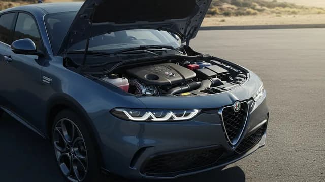 2024 Alfa Romeo Tonale — 2024 Alfa Romeo Tonale manufacturer_communication