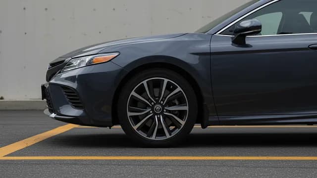 2024 TOYOTA Camry — Toyota Camry wheel installation