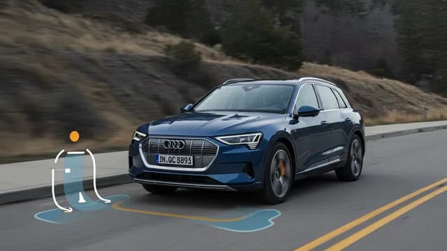 2021 Audi e-tron — Audi e-tron parking assistance false warnings