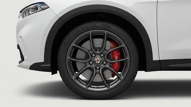 2024 Alfa Romeo Tonale — 2024 Alfa Romeo Tonale manufacturer_communication