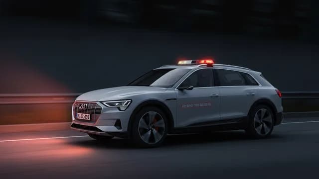 2021 Audi e-tron — Audi airbag light B12251B
