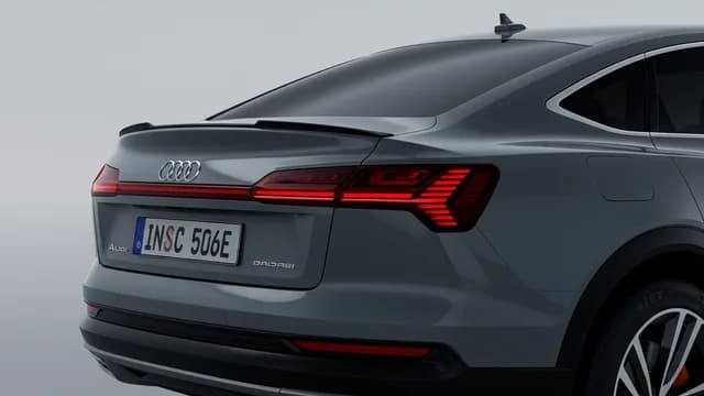 2023 Audi e-tron — Audi rear lid opening