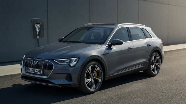 2022 Audi e-tron — Audi e-tron charging notifications