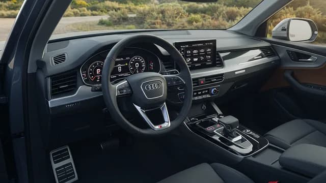 2023 Audi Q7 — 2023 Audi Q7 manufacturer_communication