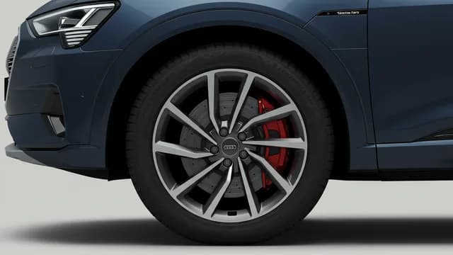 2021 Audi e-tron — Audi suspension fault B200FF0