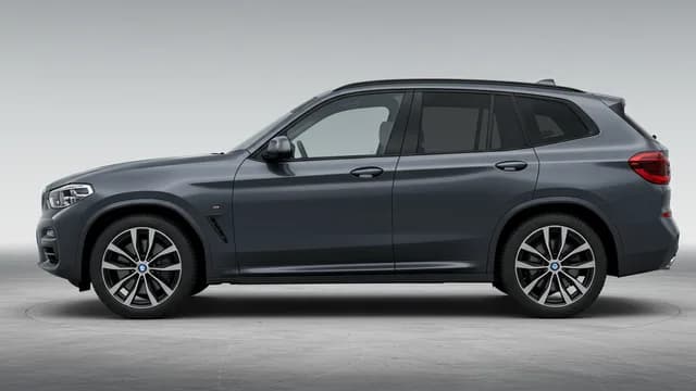 2025 BMW X3 — 2025 BMW X3 front passenger door panel