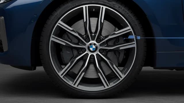 2024 BMW 430i — 2024 BMW 430i brake fluid expansion tank leak
