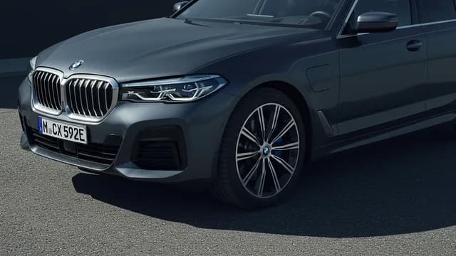 2024 BMW i5 — BMW i5 auxiliary heater