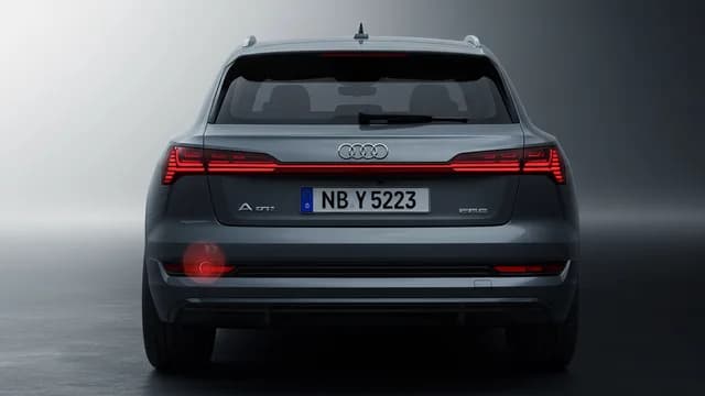 2023 Audi e-tron — Audi e-tron exhaust tailpipe corrosion