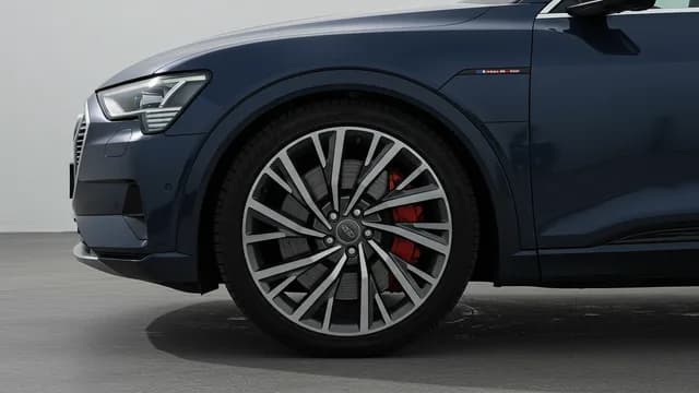 2022 Audi e-tron — Audi whining noise high speeds