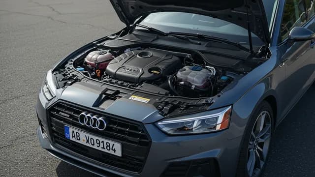 2025 Audi A5 — Audi V6 TFSI engine control unit oil change