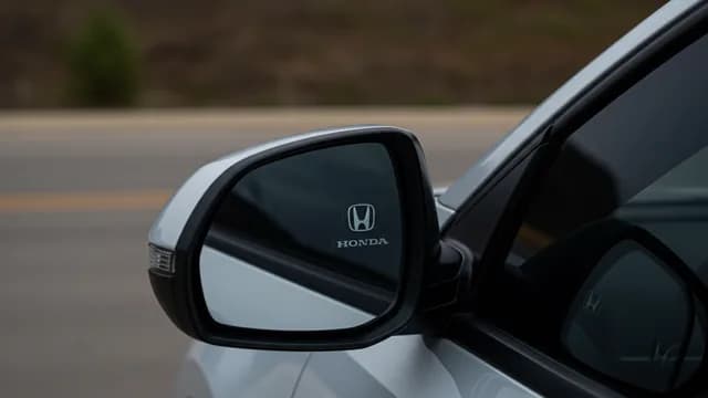 2024 Honda Civic — Honda rearview mirror bracket