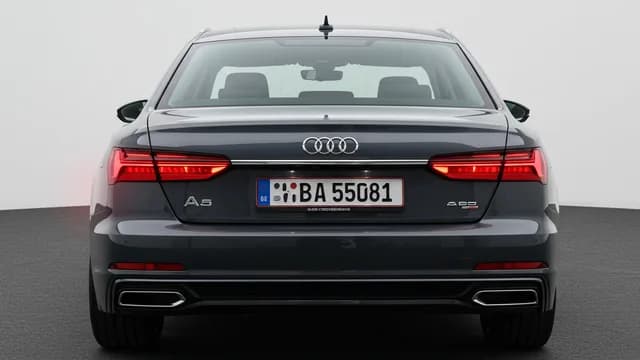 2026 Audi A6 — Audi rear lid malfunction