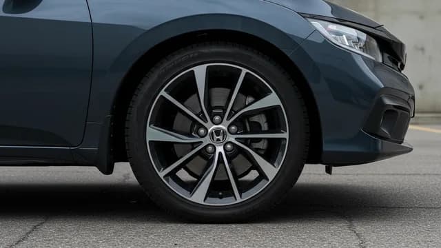 2024 Honda Civic — Honda Civic front wheel bearing noise