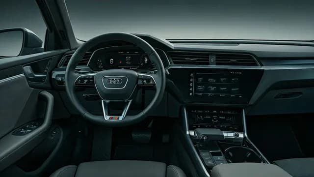 2022 Audi e-tron — 2022 Audi e-tron electrical failure