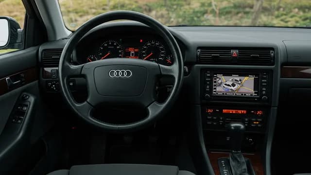1995 Audi A6 — 1995 Audi A6 recall