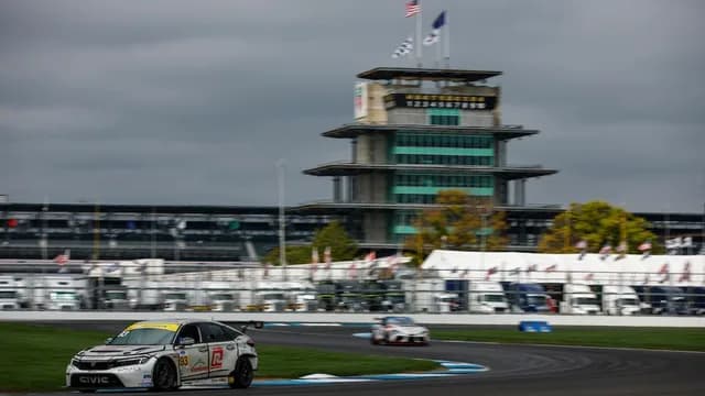 #93: MMG, Honda Civic FL5 TCR, TCR: Karl Wittmer, LP Montour