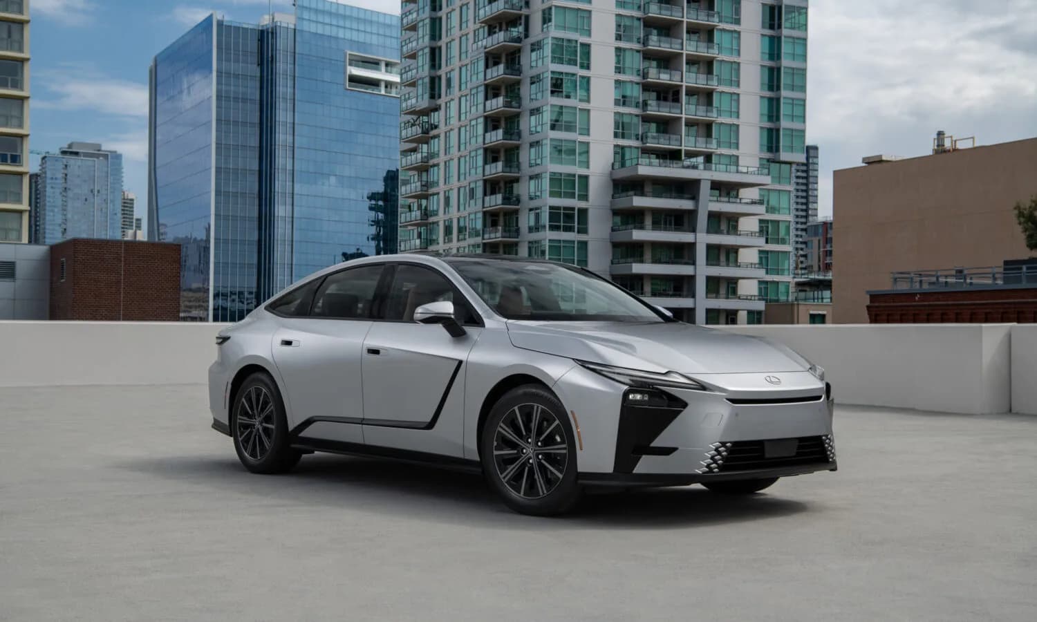 2027 LEXUS ES 350h HYBRID JOINS BATTERY-ELECTRIC ES 350e, ES 500e IN EIGHTH-GENERATION ES LINEUP