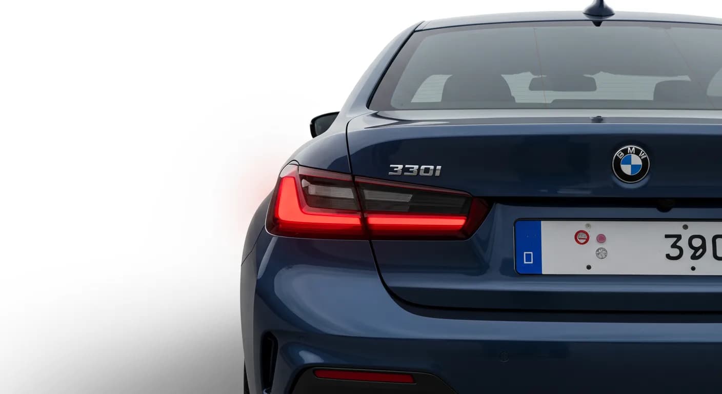 2021 BMW 330i — 2021 BMW 330i manufacturer_communication