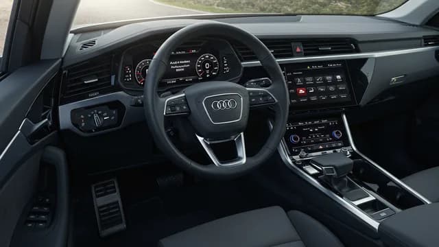 2021 Audi e-tron — Audi SOS malfunction B129B11