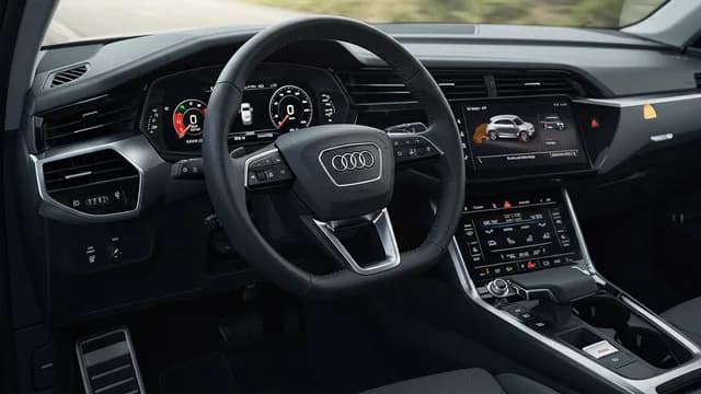 2022 Audi e-tron — Audi e-tron SOS malfunction