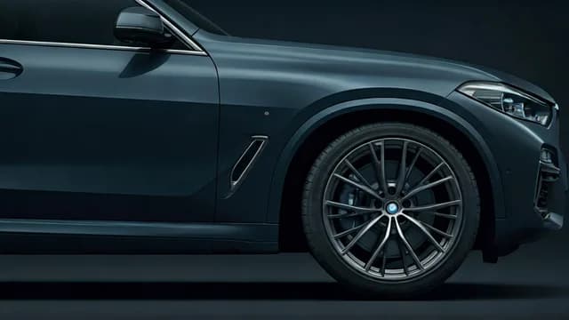 2022 BMW X5 — 2022 BMW X5 manufacturer_communication