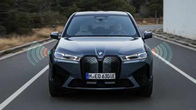2023 BMW iX — 2023 BMW iX manufacturer_communication