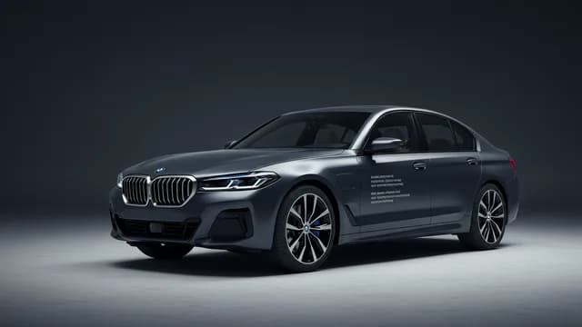 2024 BMW i5 — 2024 BMW i5 manufacturer_communication