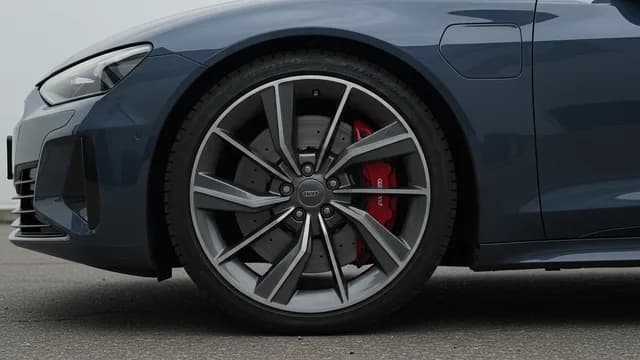 2023 Audi RS e-tron GT — Audi e-tron GT brake pedal vibration