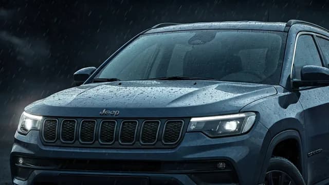 2024 Jeep Compass — Jeep Compass power window switch
