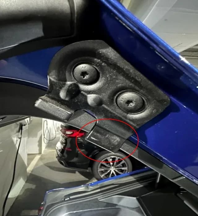 2023 BMW i4 — manufacturer_communication document image 1