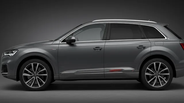 2021 Audi Q7 — Audi Q7 front door trim gap