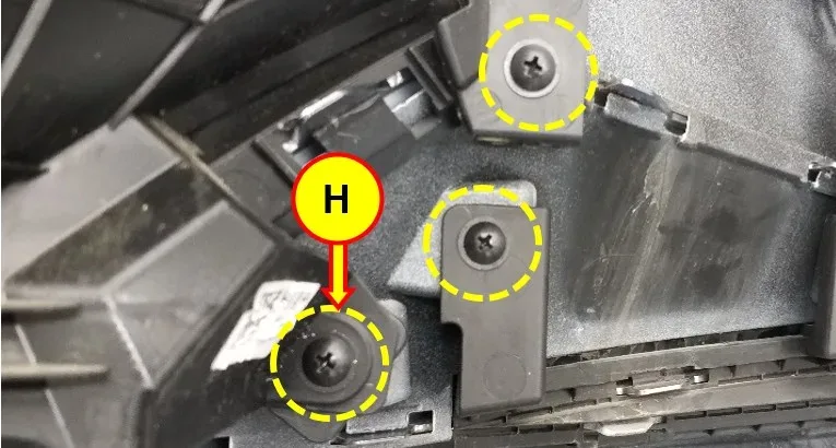 2021 Hyundai Elantra — manufacturer_communication document image 11
