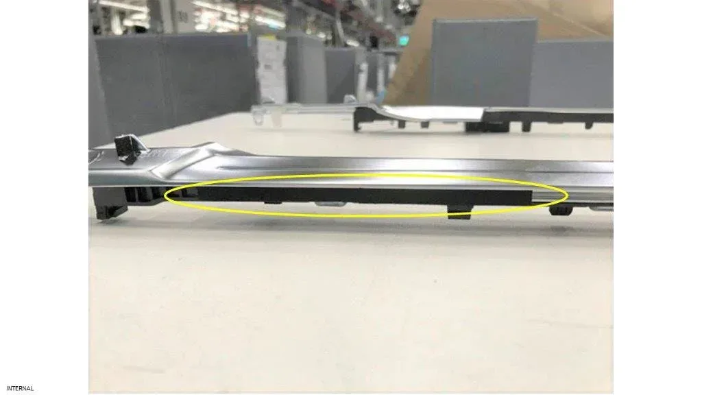 2022 Audi e-tron — manufacturer_communication document image 2